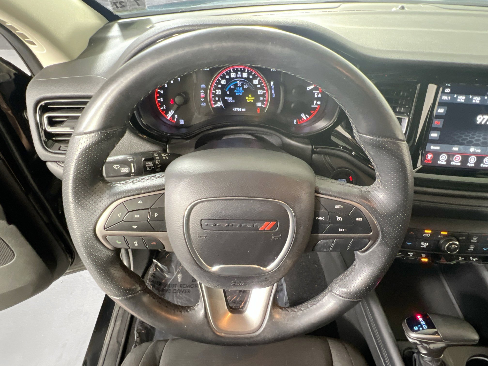 Used 2022 Dodge Durango SXT image 11