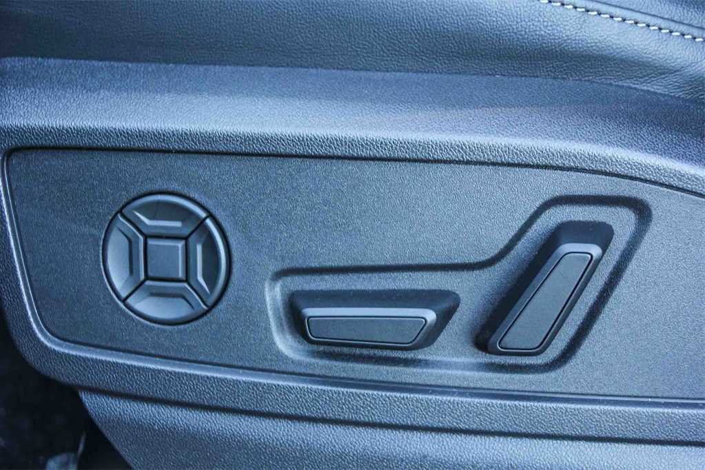 New 2025 Audi Q5 Premium Plus image 21