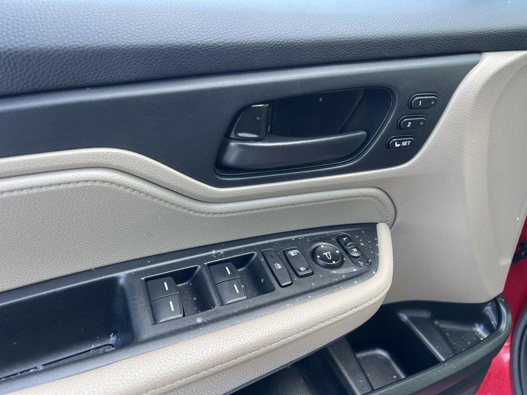 Used 2023 Honda Odyssey EX-L image 23