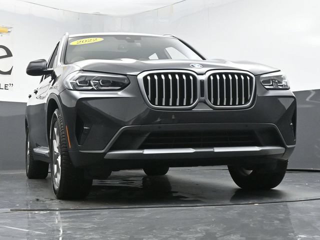 Used 2022 BMW X3 xDrive30i w/ Convenience Package AWD/4WD image 3
