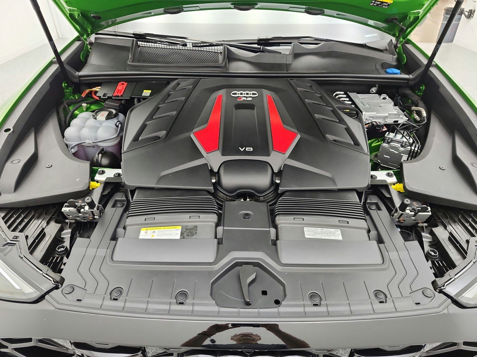 Used 2025 Audi RS Q8 performance AWD/4WD image 17