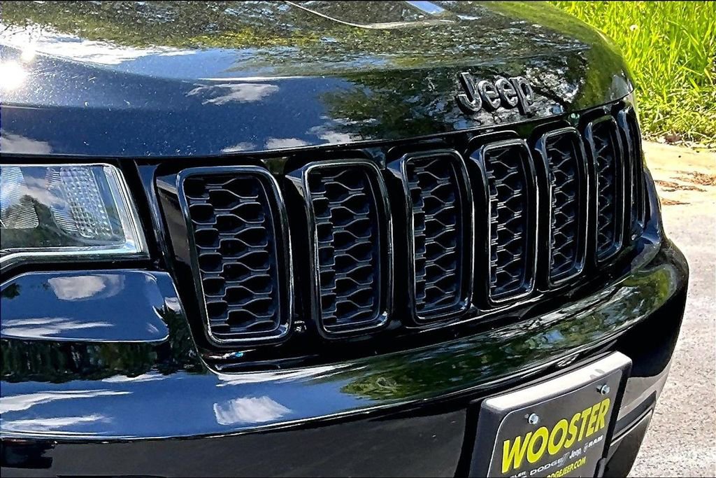 Used 2019 Jeep Grand Cherokee Limited AWD/4WD image 31