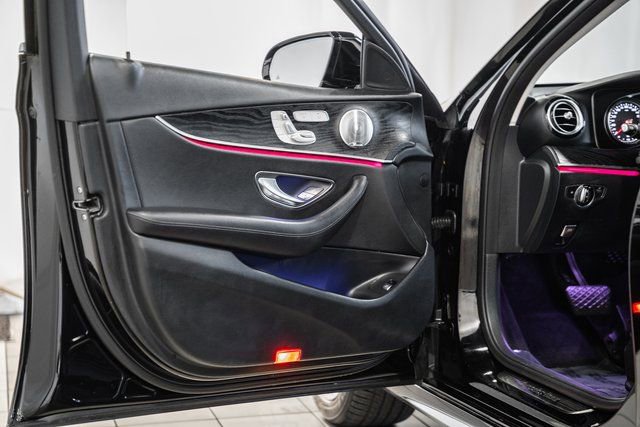 Used 2018 Mercedes-Benz E 300 E 300 image 33