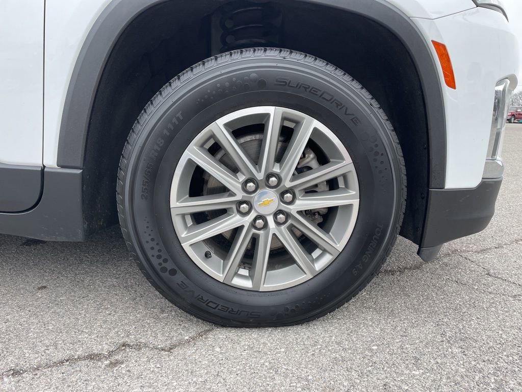 Used 2023 Chevrolet Traverse LT image 55