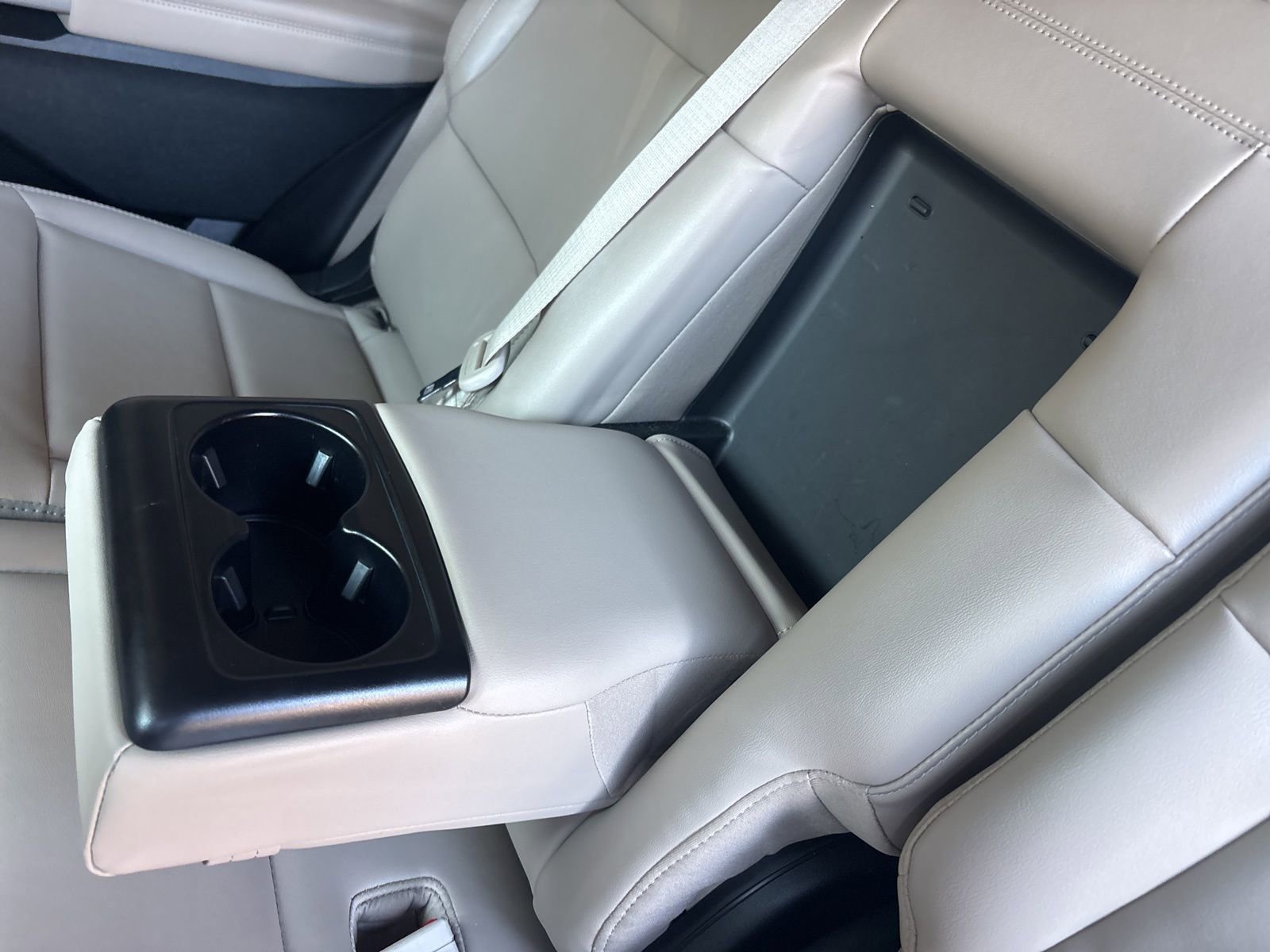 Certified 2023 Ford Explorer XLT w/ Equipment Group 202A AWD/4WD image 42