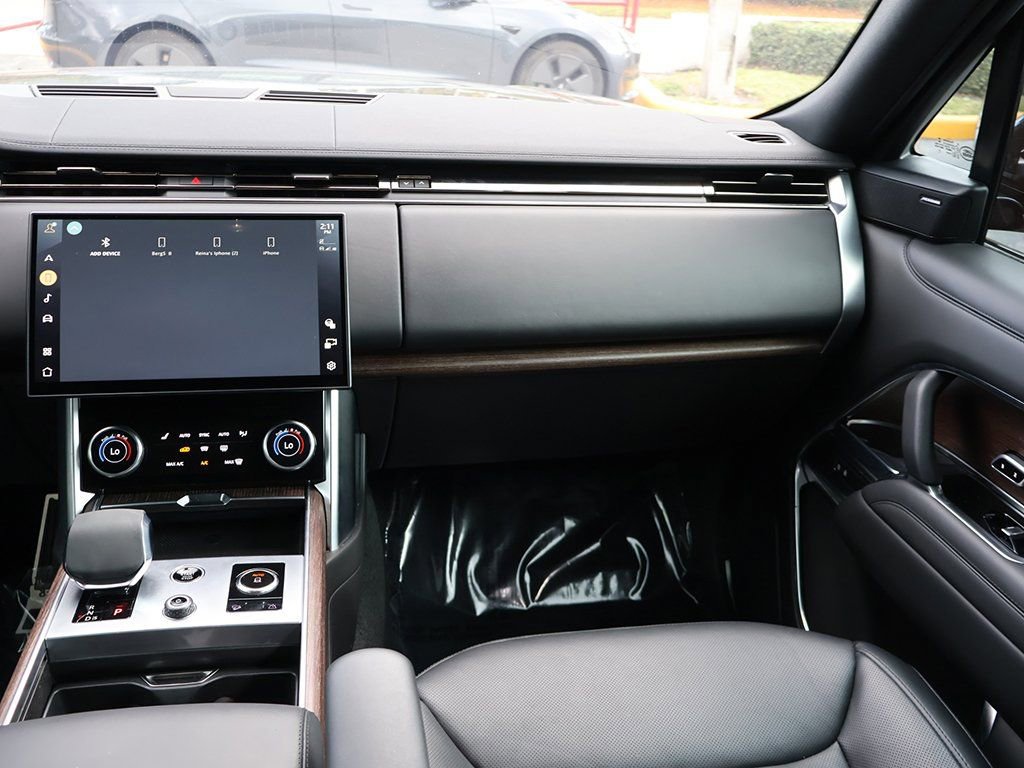 Used 2023 Land Rover Range Rover SE AWD/4WD image 55