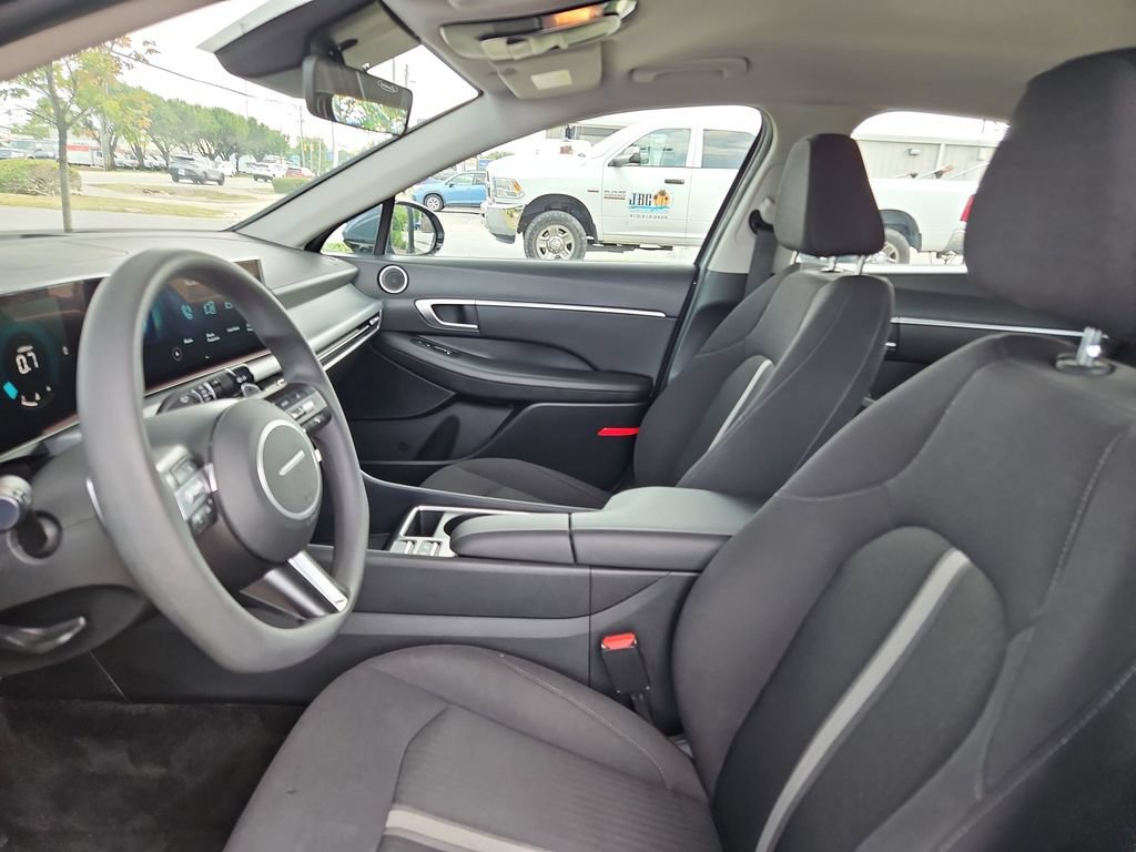 Used 2024 Hyundai Sonata SEL FWD image 23