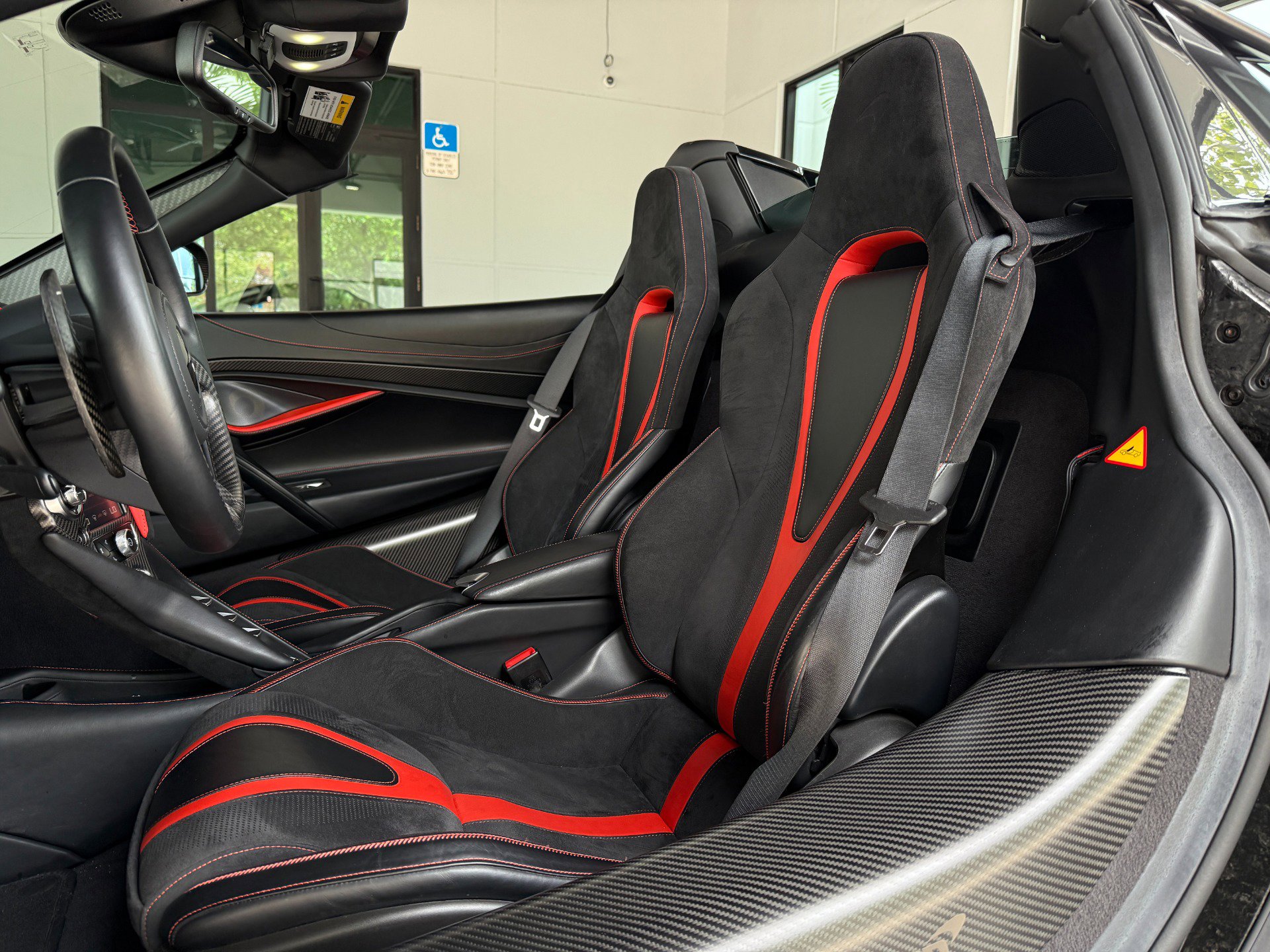 Used 2021 McLaren 720S Performance image 35