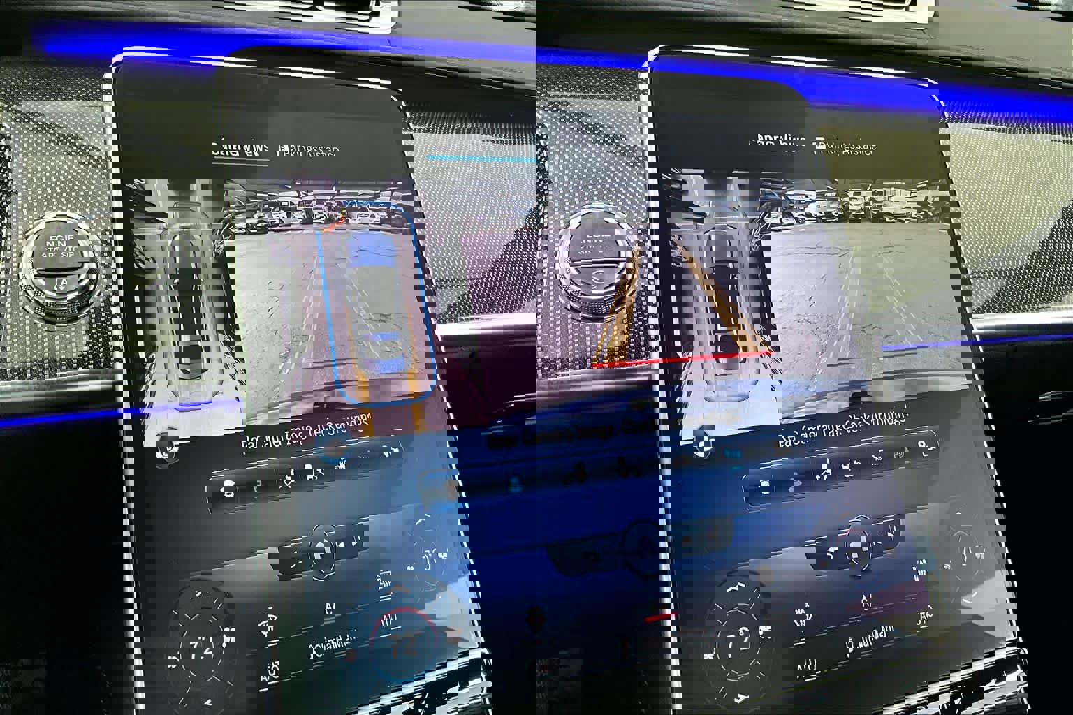 Certified 2022 Mercedes-Benz S 500 4MATIC w/ AMG Line Package image 26