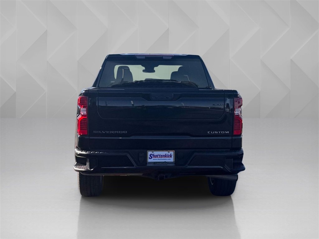 Used 2023 Chevrolet Silverado 1500 Custom image 6