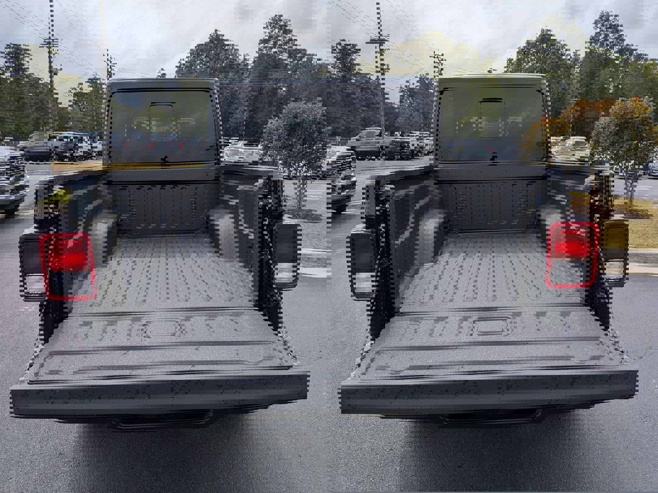 New 2025 Jeep Gladiator Sport image 28