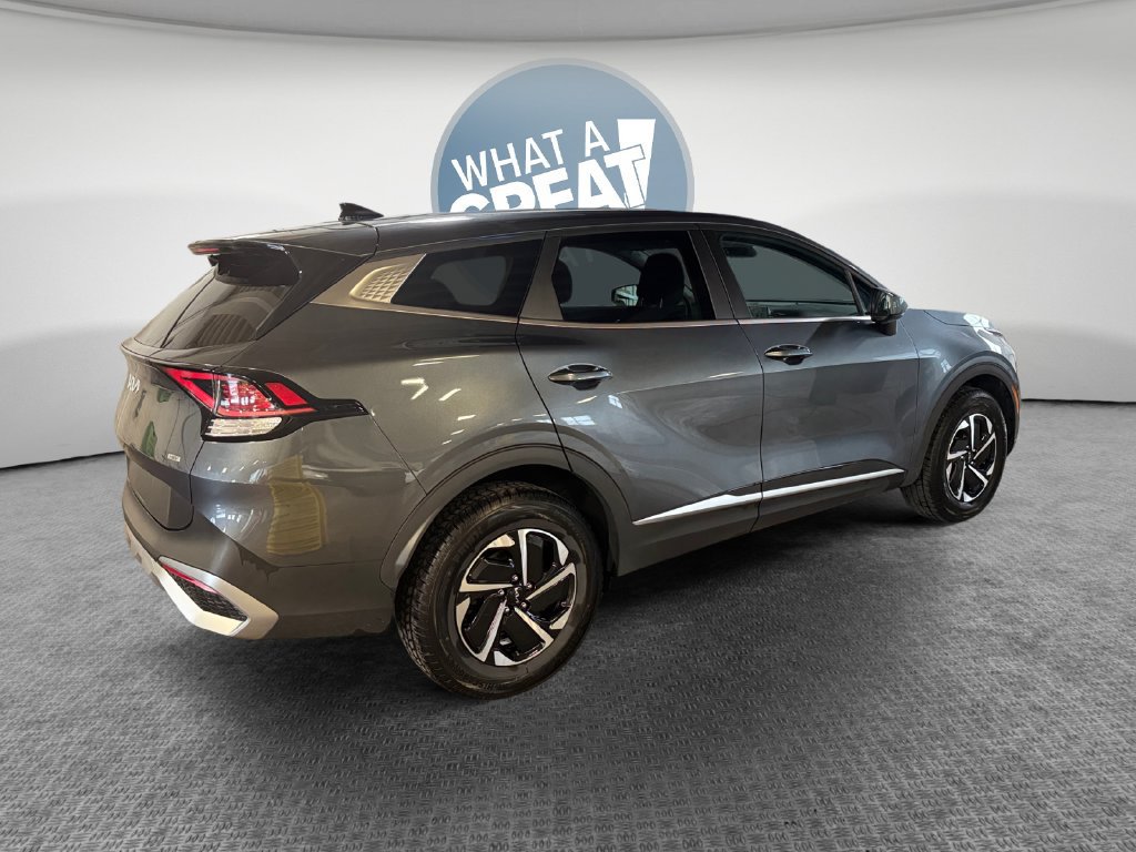 Certified 2023 Kia Sportage LX AWD/4WD image 3