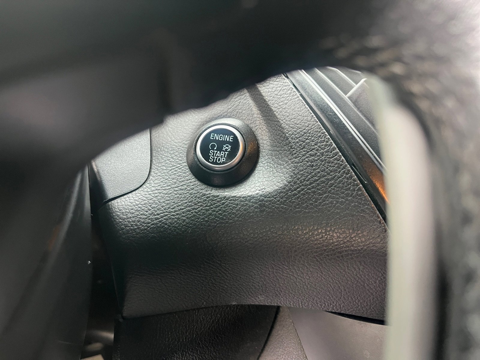 Used 2017 Ford Focus ST image 33