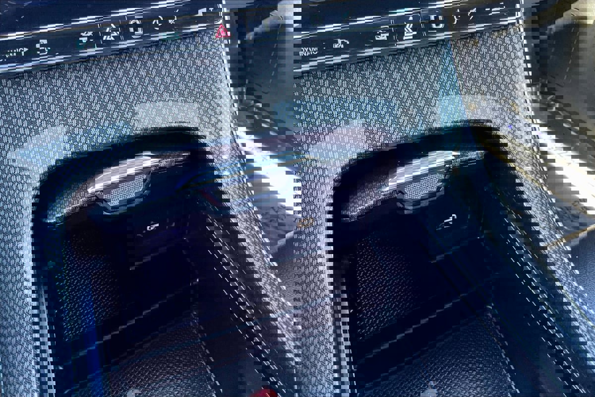 Used 2023 Mercedes-Benz C 300 Sedan w/ AMG Line w/ Night Package image 28