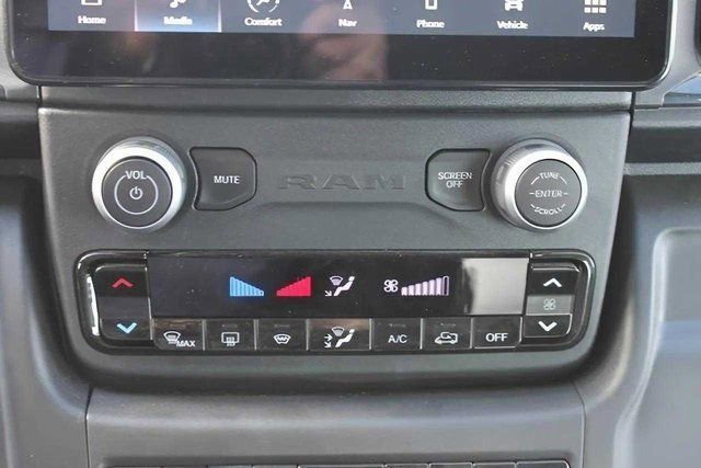 Used 2024 RAM ProMaster 3500 w/ Delivery Van Package image 23