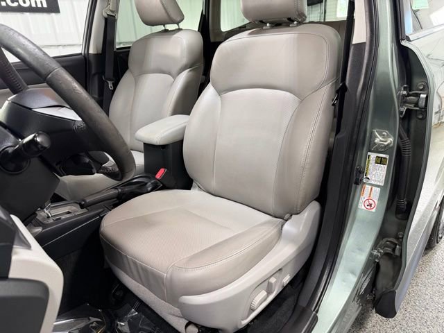 Used 2016 Subaru Forester 2.5i Limited AWD/4WD image 24