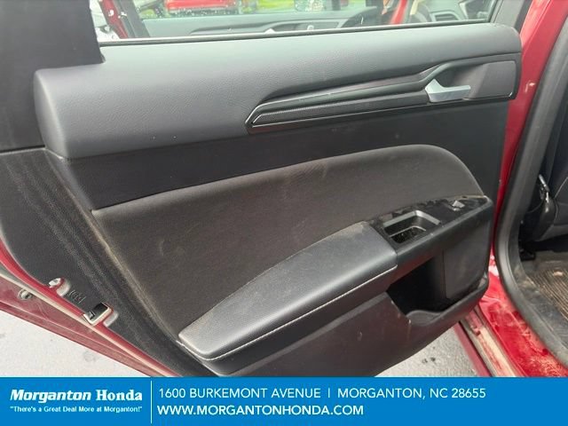 Used 2018 Ford Fusion SE w/ Equipment Group 201A FWD image 22