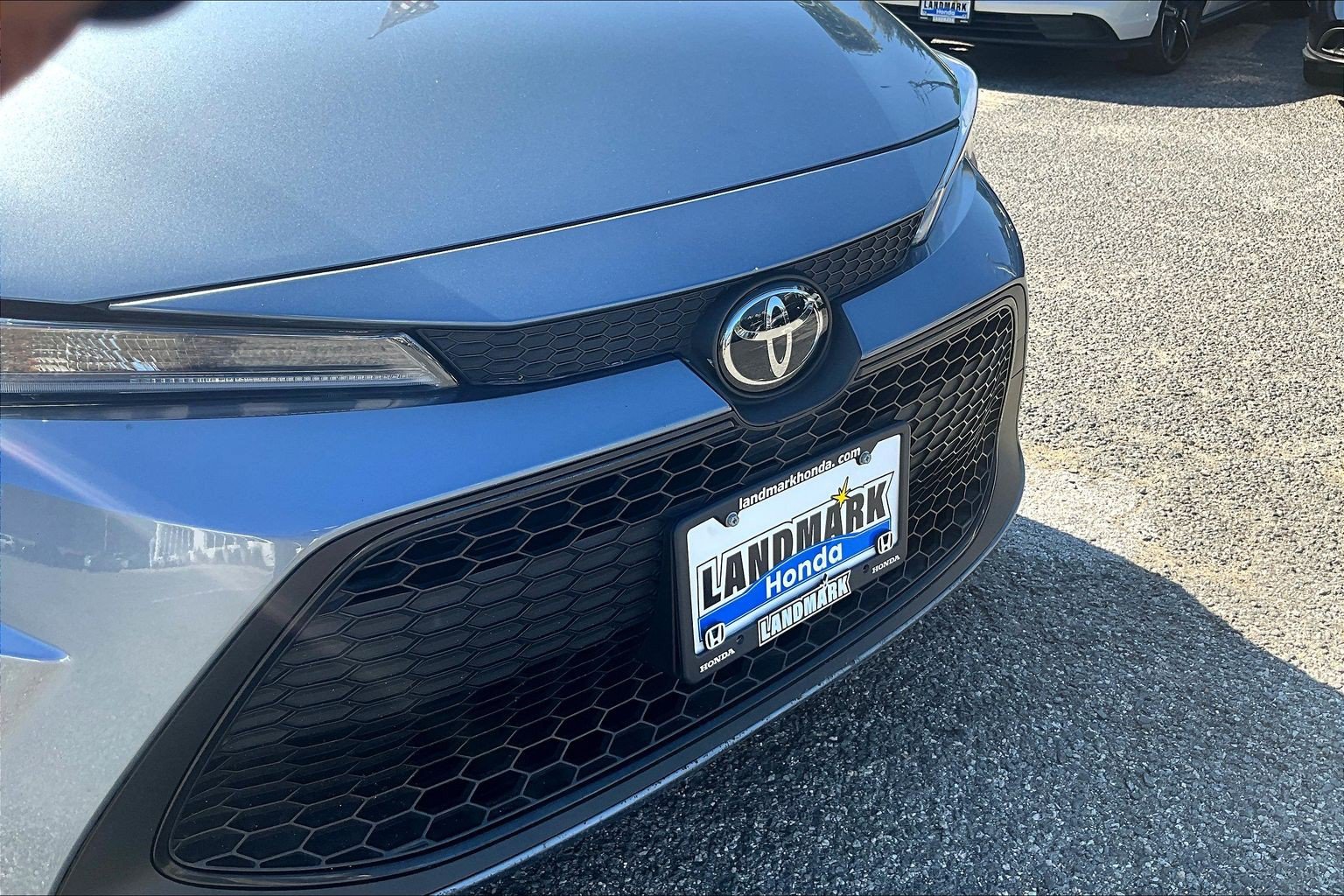 Used 2022 Toyota Corolla LE FWD image 28