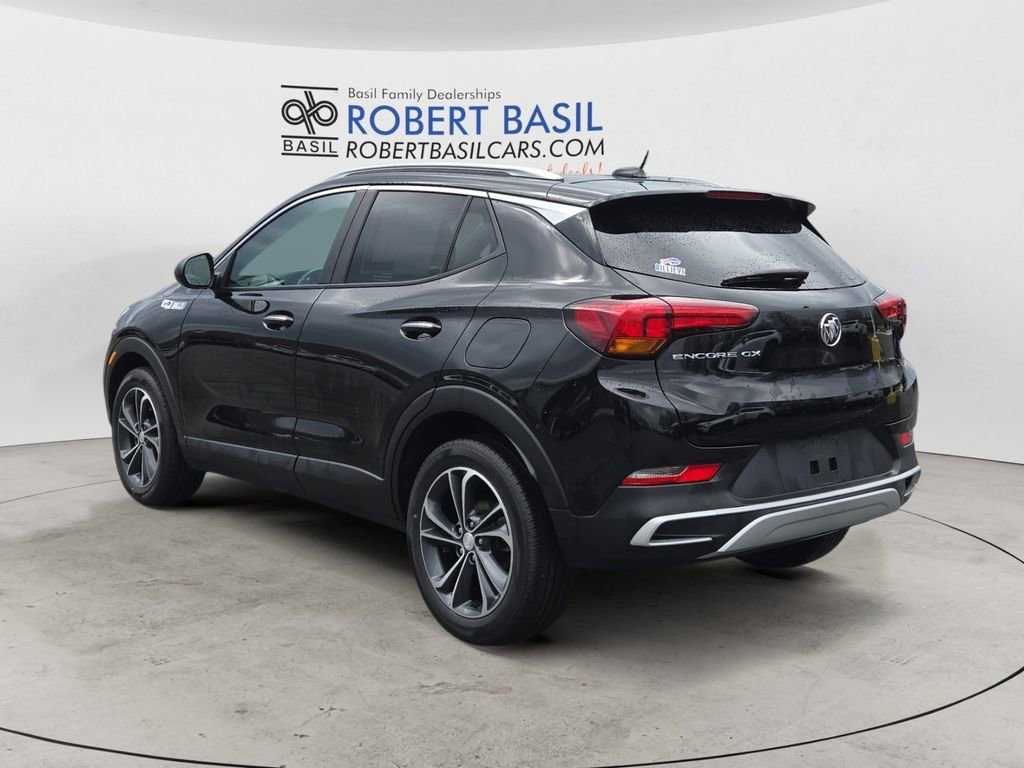 Used 2023 Buick Encore GX Select image 3
