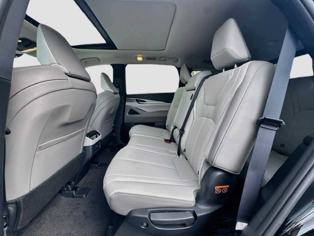 New 2027 INFINITI QX60 Luxe w/ Cargo Package FWD image 26