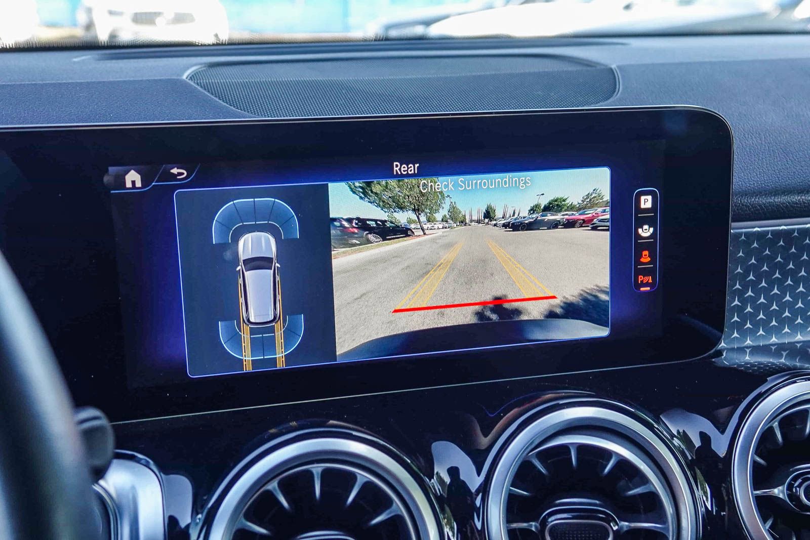 Used 2024 Mercedes-Benz EQB 350 4MATIC SUV image 23