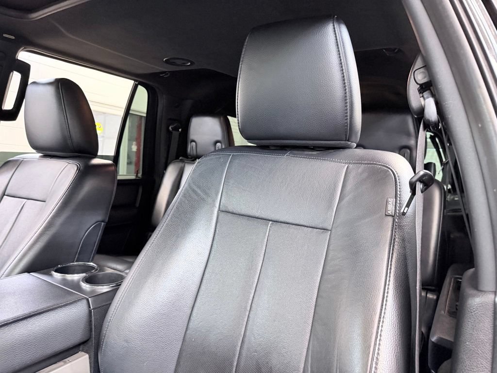 Used 2015 Ford Expedition EL Limited w/ Equipment Group 301A AWD/4WD image 17