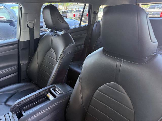 Certified 2021 Toyota Highlander XLE AWD/4WD image 15