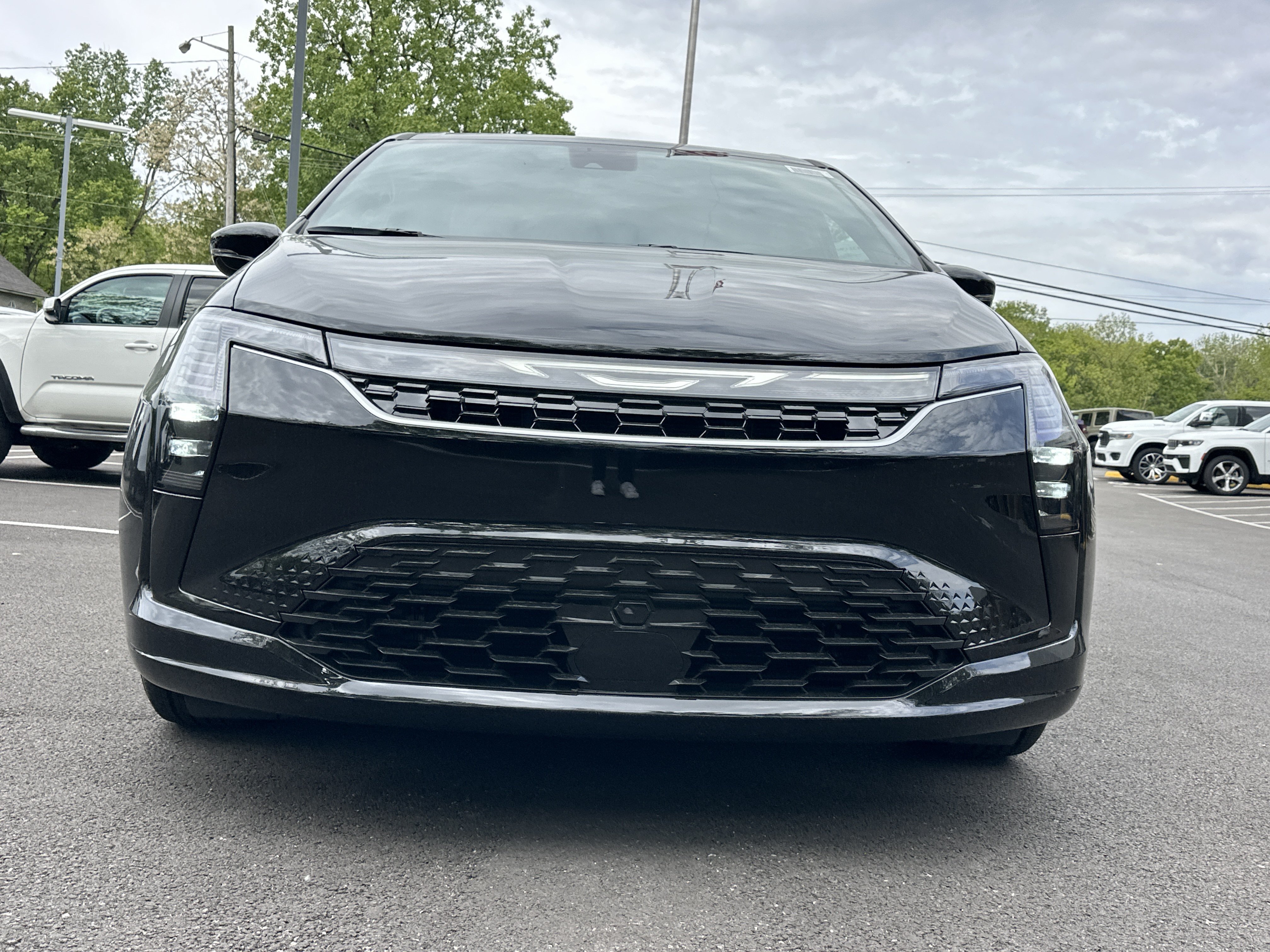 New 2027 Chrysler Pacifica Select FWD image 19