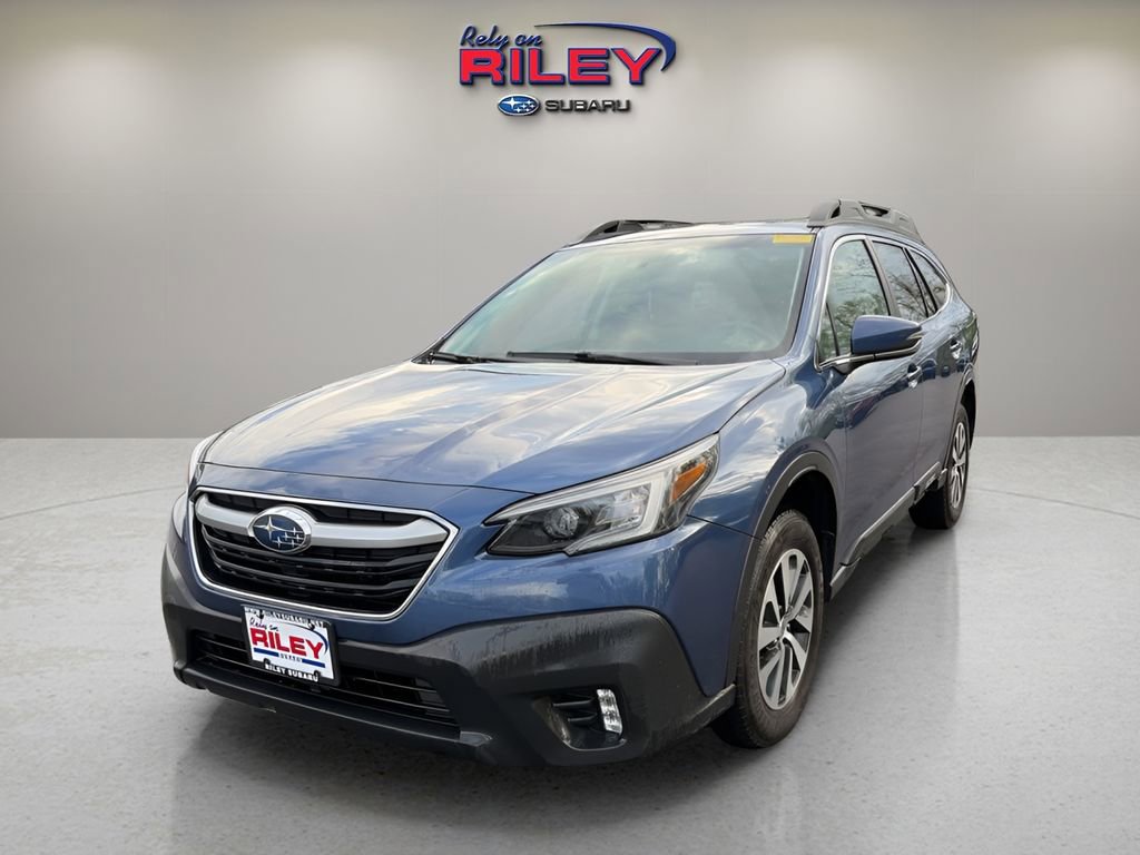Used 2022 Subaru Outback Premium AWD/4WD image 1
