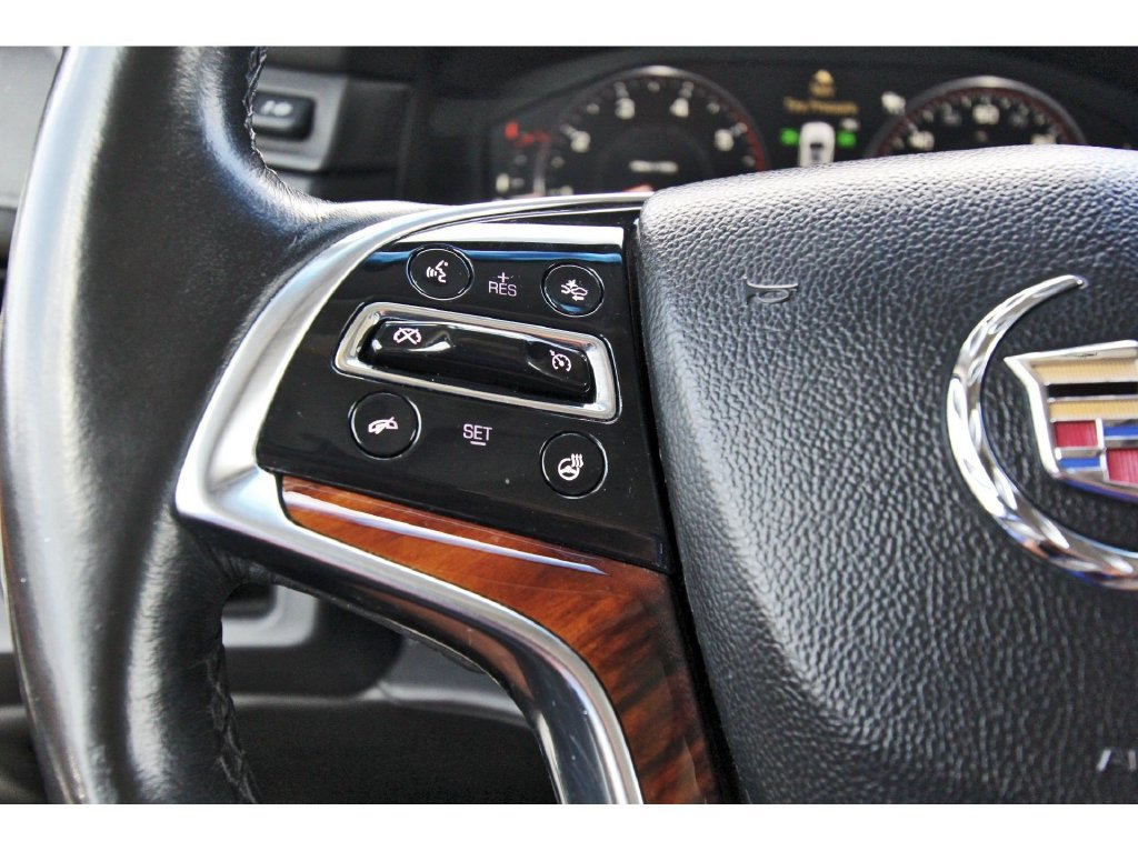 Used 2015 Cadillac Escalade ESV Premium RWD image 16