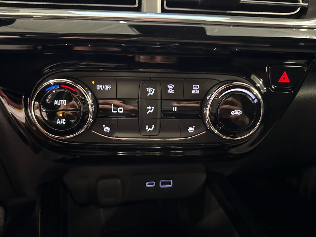 New 2026 Chevrolet Trax RS w/ Driver Confidence Package FWD image 16