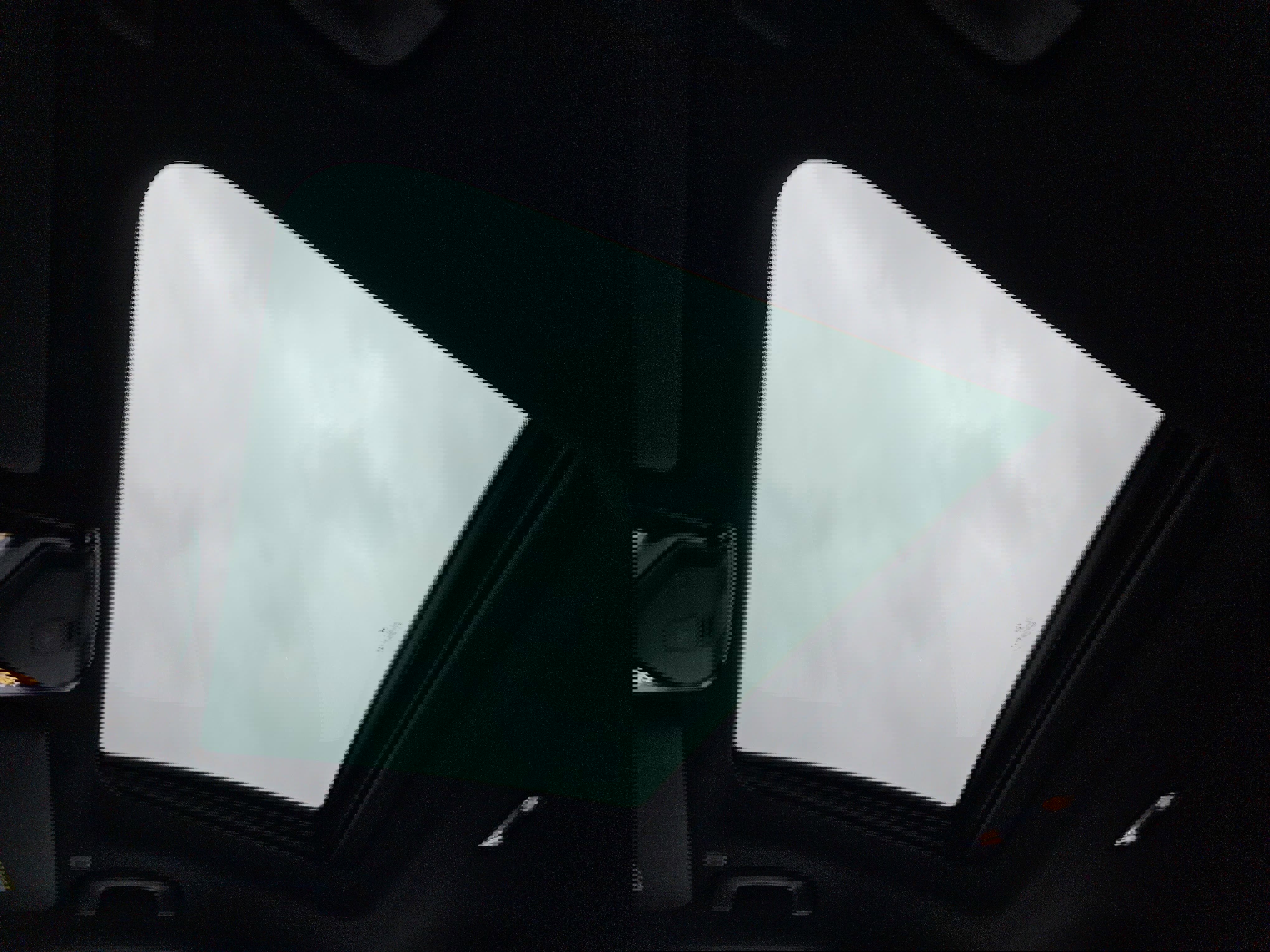 Used 2023 BMW 330i Sedan w/ M Sport Package image 30