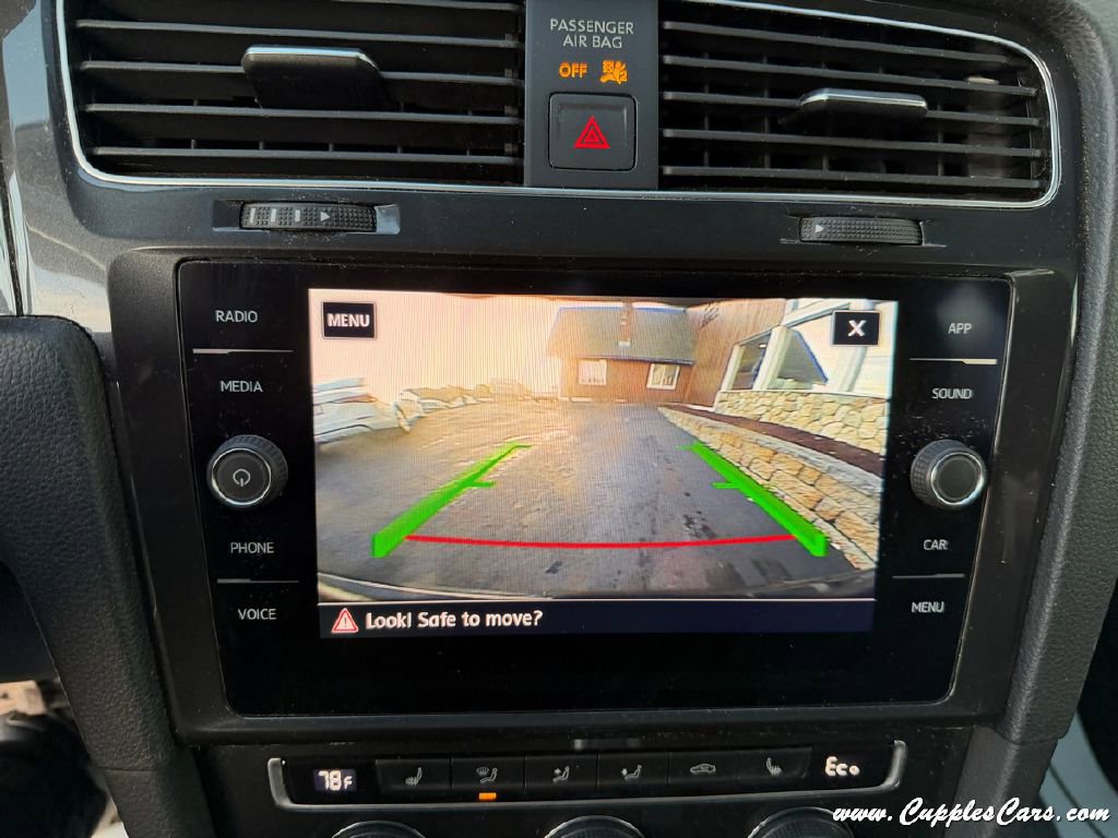 Used 2019 Volkswagen e-Golf SE w/ Driver Assistance Package FWD image 24