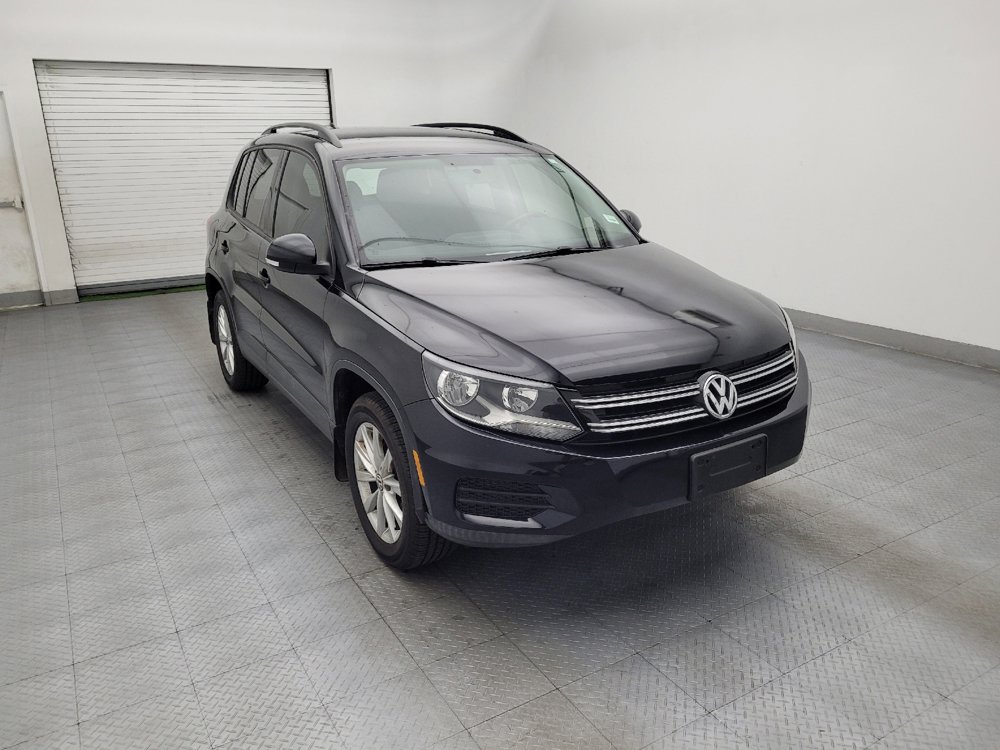 Used 2017 Volkswagen Tiguan S FWD image 13