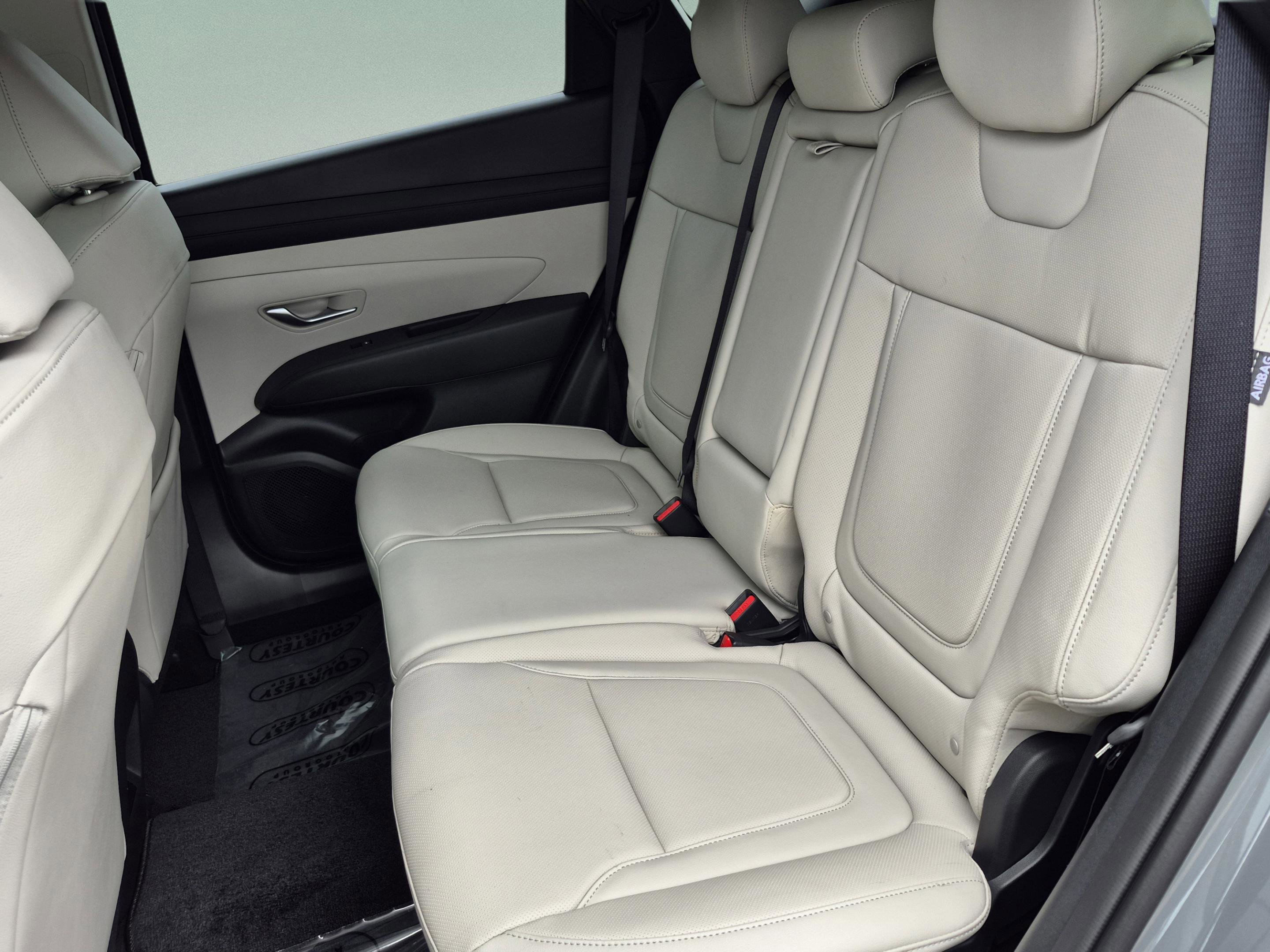 New 2026 Hyundai Tucson SEL Plus FWD image 17