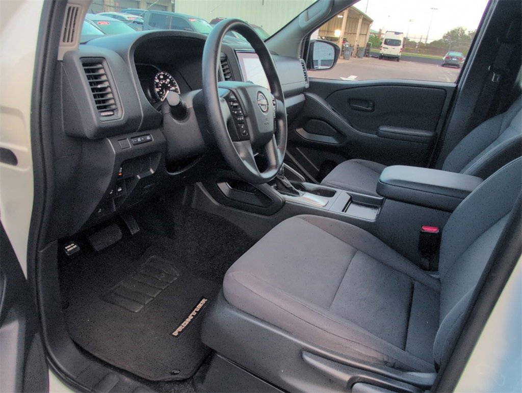 Used 2024 Nissan Frontier S w/ Technology Package image 7