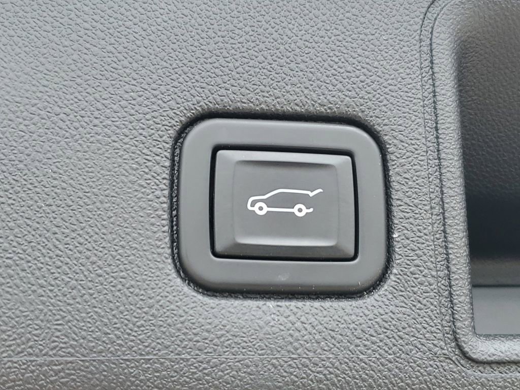 Used 2021 GMC Terrain SLE w/ Driver Convenience Package AWD/4WD image 33