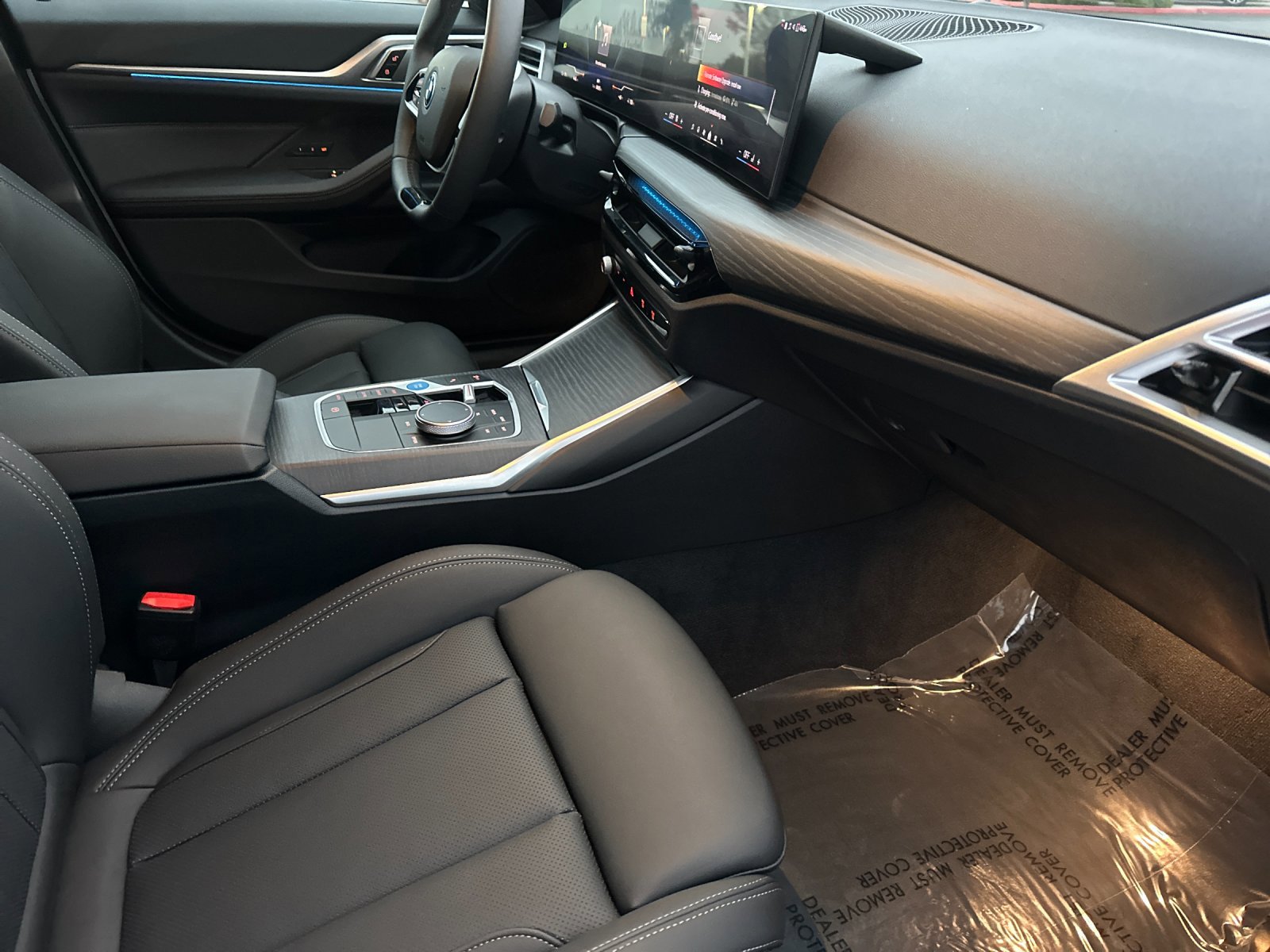 Used 2025 BMW i4 eDrive40 w/ Driving Assistance Package image 14