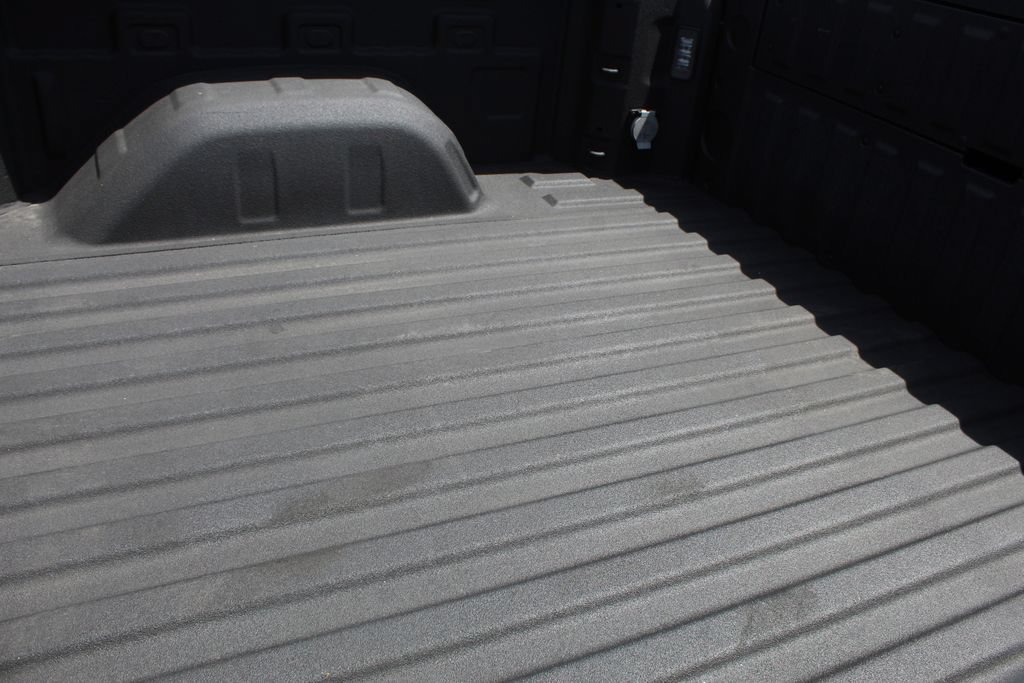 Used 2024 GMC Sierra 1500 SLT w/ SLT Premium Plus Package AWD/4WD image 20