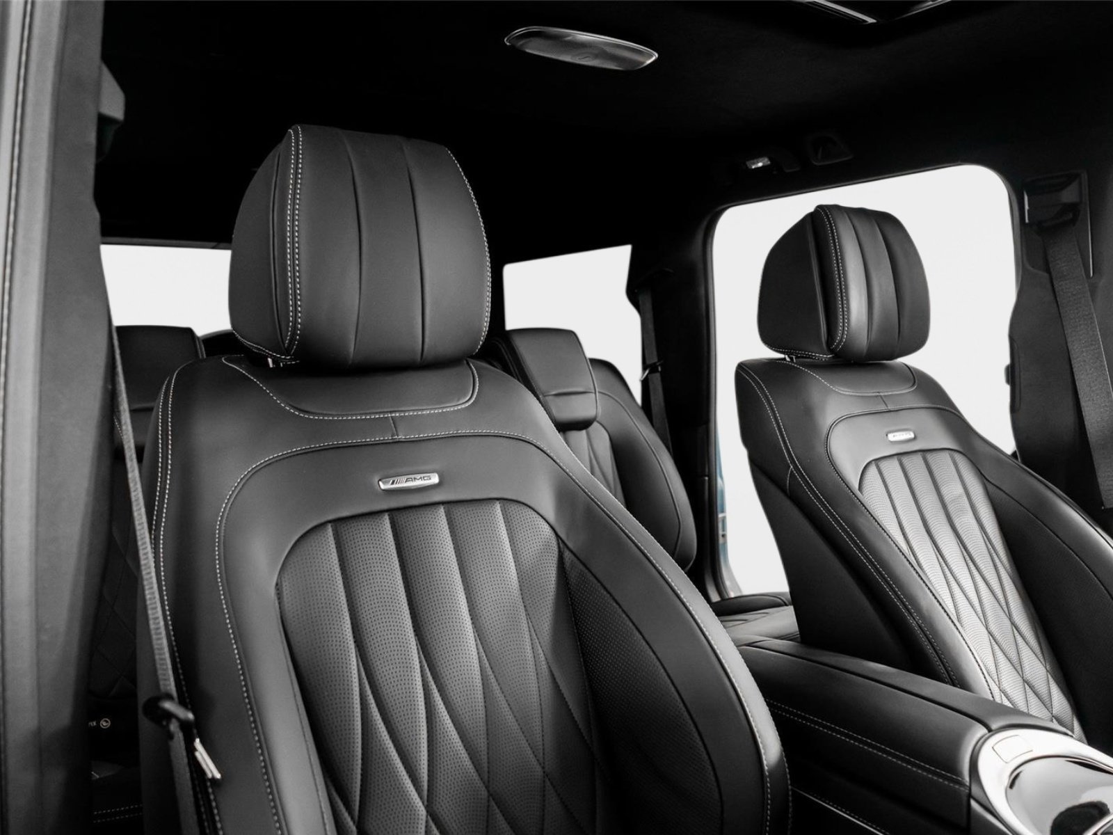 Used 2025 Mercedes-Benz G 63 AMG 4MATIC image 35