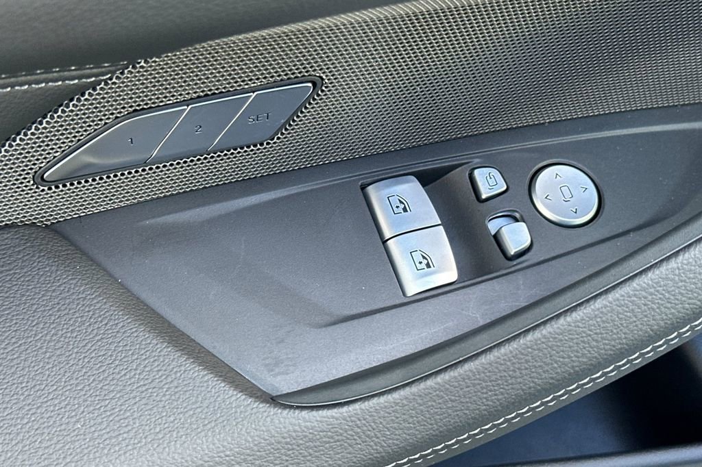 New 2026 BMW 440i xDrive Coupe w/ Parking Assistance Package image 11