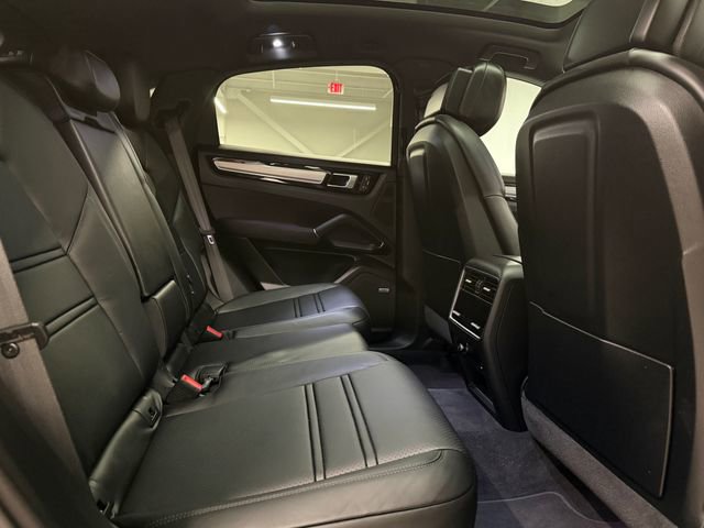 Certified 2023 Porsche Cayenne S image 32
