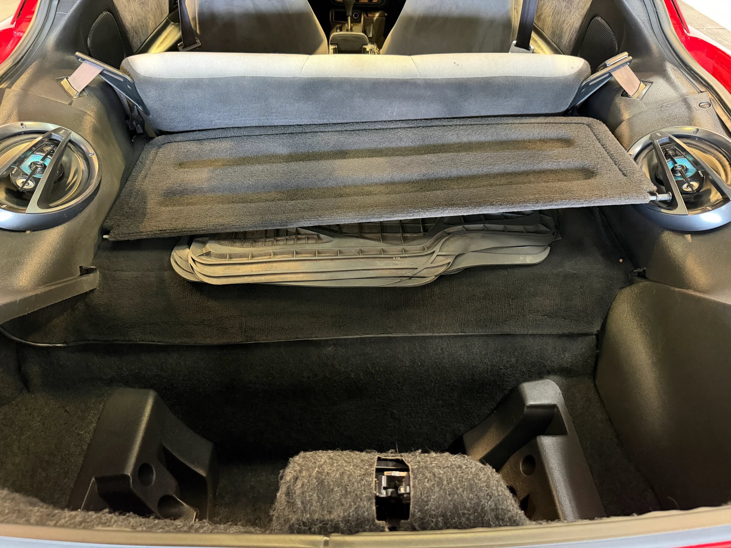 Used 2001 Chevrolet Camaro LT w/ Preferred Equipment Group 1 RWD image 29