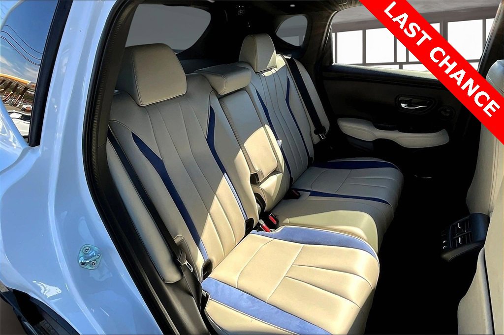 Certified 2025 Acura ADX A-Spec image 27