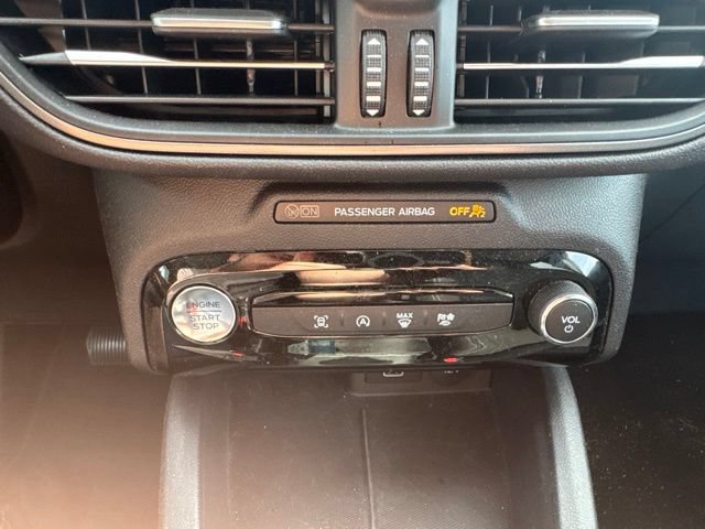 Used 2025 Ford Escape Active w/ Tech Pack #1 AWD/4WD image 9