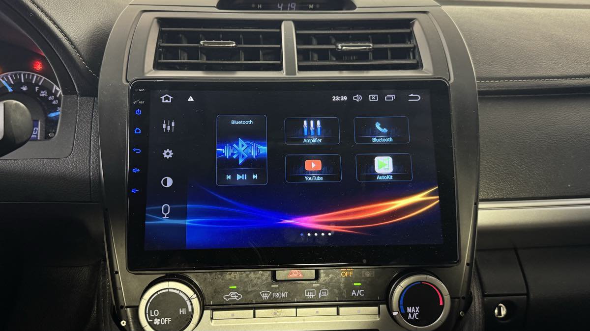 Used 2014 Toyota Camry SE FWD image 21