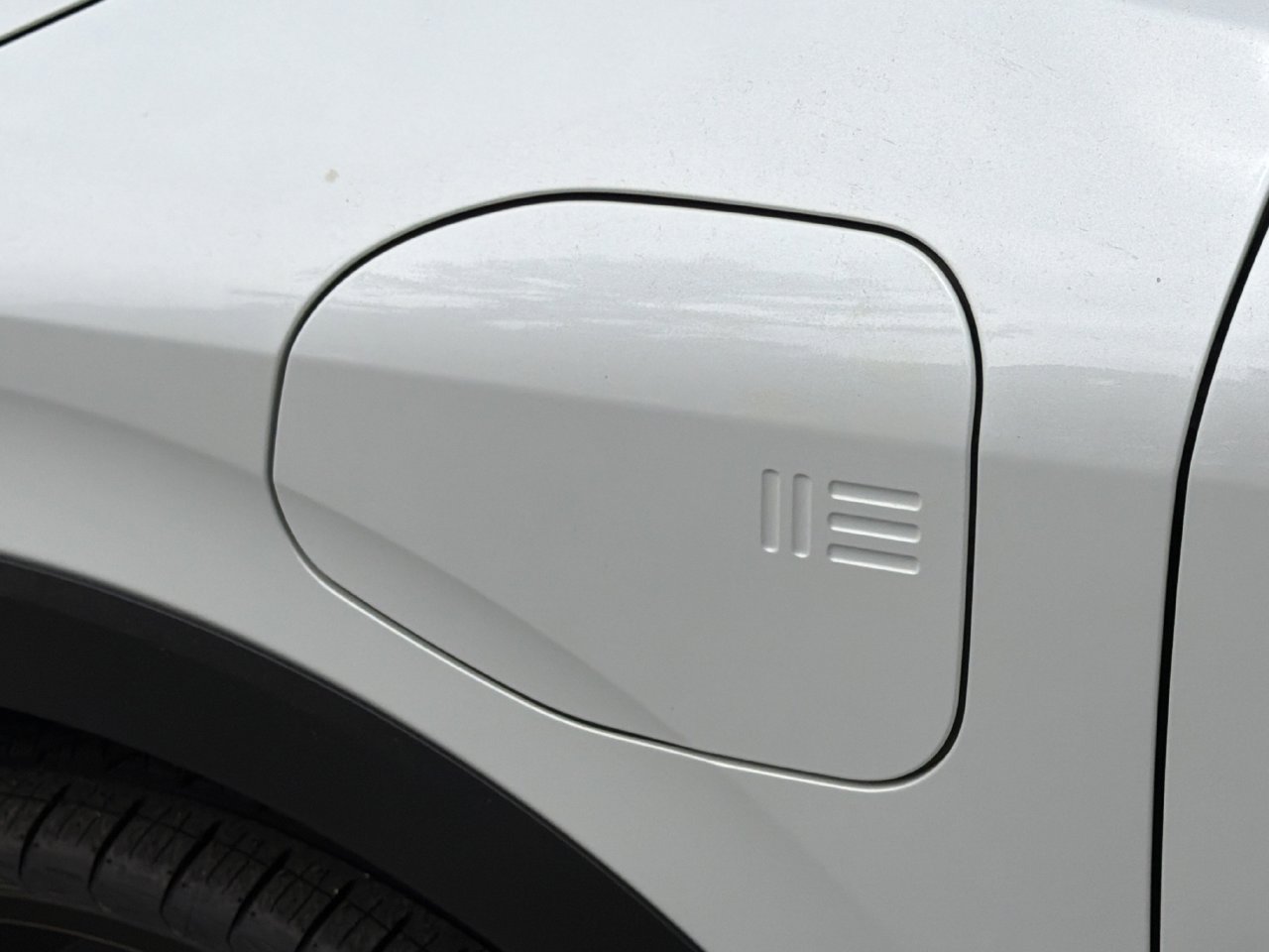 New 2026 Nissan Leaf w/ Illuminated Package FWD image 29
