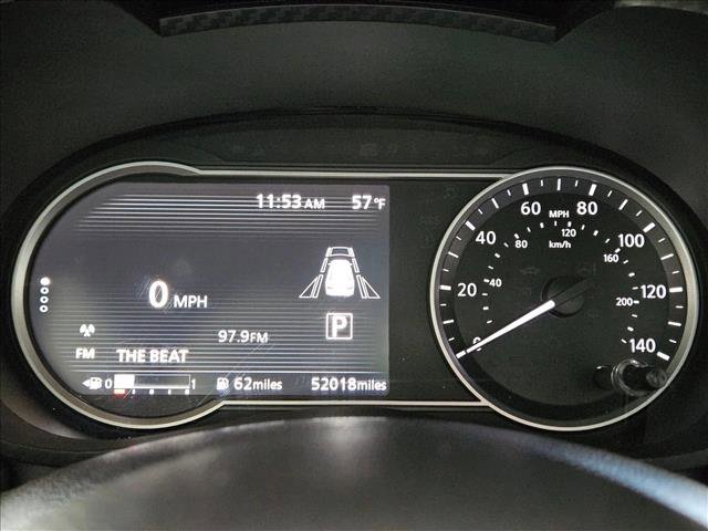 Used 2021 Nissan Versa SR FWD image 11