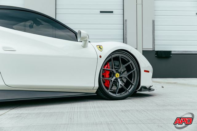Used 2018 Ferrari 488 GTB RWD image 31