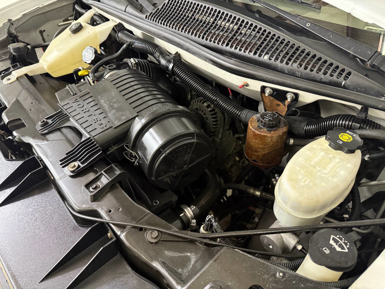 Used 2014 Chevrolet Express 3500 Extended RWD image 55